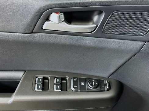 Used 2022 Kia Sportage Nightfall Edition image 15