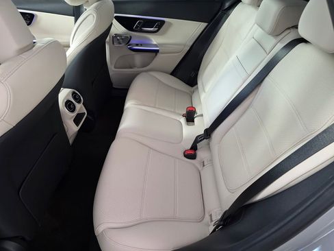 New 2026 Mercedes-Benz GLC 300 image 11