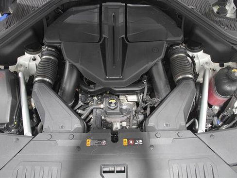 Certified 2024 Genesis GV80 3.5T Prestige Signature AWD/4WD image 23