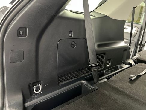 Used 2025 Ford Explorer Active image 37