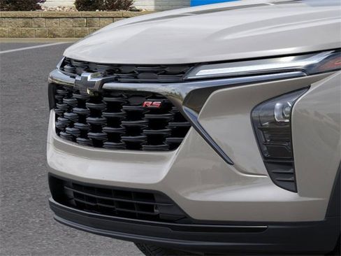 New 2026 Chevrolet Trax RS w/ Driver Confidence Package FWD image 13