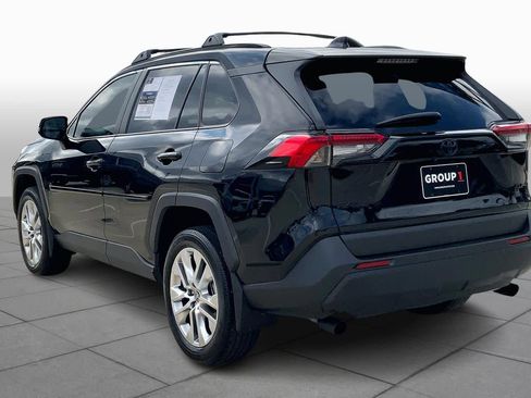 Used 2024 Toyota RAV4 XLE Premium image 11