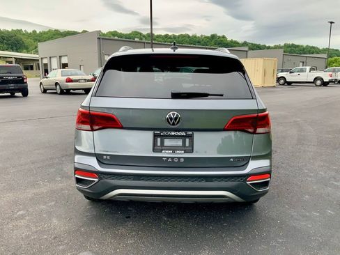 Used 2023 Volkswagen Taos SE AWD/4WD image 11