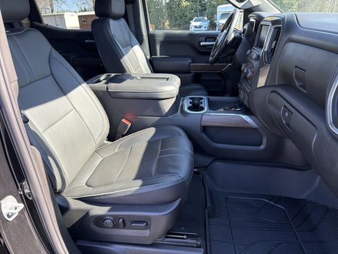 Used 2021 Chevrolet Silverado 1500 High Country image 14