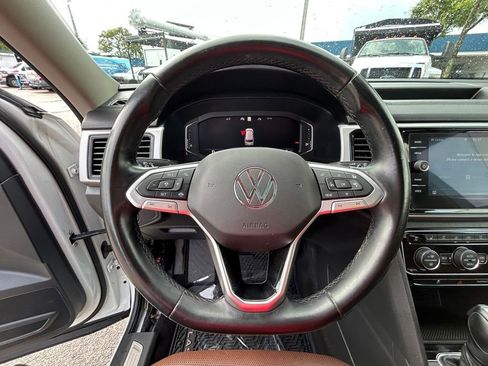 Used 2021 Volkswagen Atlas SEL Premium AWD/4WD image 14