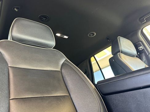 Used 2024 Chevrolet Tahoe Premier RWD image 18