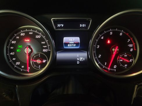 Used 2016 Mercedes-Benz GLE 400 4MATIC image 23