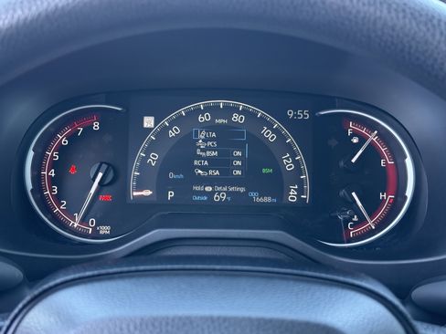 Certified 2023 Toyota RAV4 XLE AWD/4WD image 32