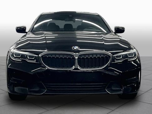 Used 2019 BMW 330i Sedan w/ Convenience Package RWD image 3