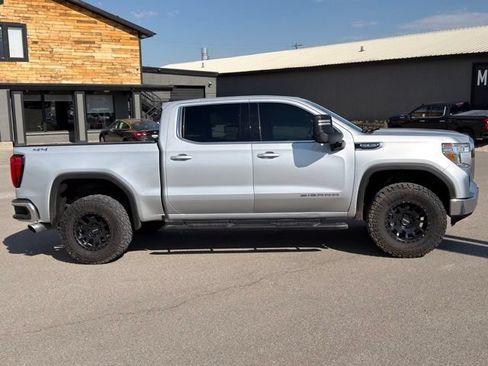 Used 2020 GMC Sierra 1500 SLE w/ SLE Convenience Package AWD/4WD image 3