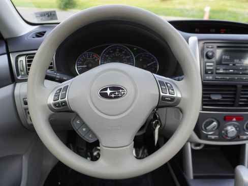 Used 2012 Subaru Forester 2.5X Premium w/ All-Weather Pkg AWD/4WD image 20