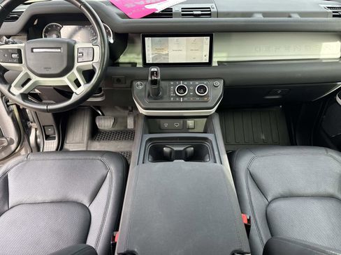 Used 2023 Land Rover Defender 110 S image 16