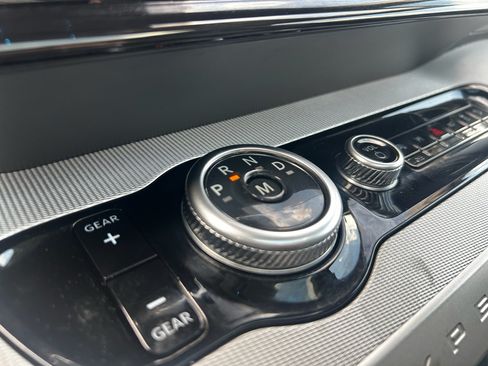 Certified 2025 Ford Expedition Active AWD/4WD image 18