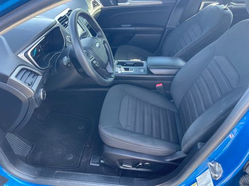 Used 2020 Ford Fusion SE FWD image 10