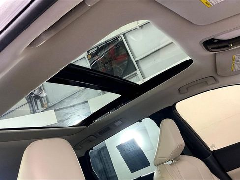 Used 2023 INFINITI QX60 Sensory w/ Vision Package image 23