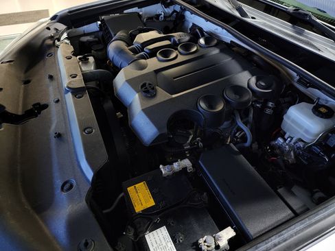 Used 2019 Toyota 4Runner TRD Off-Road Premium w/ Phone Cable & Charge Package image 48