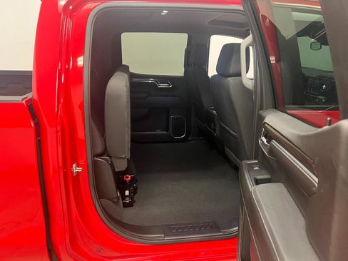 Used 2022 Chevrolet Silverado 1500 RST AWD/4WD image 25