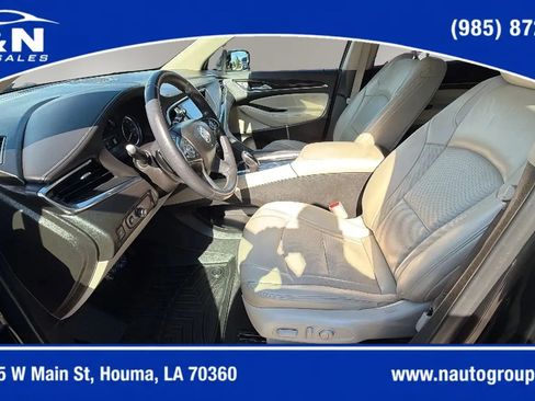 Used 2018 Buick Enclave Essence FWD image 11