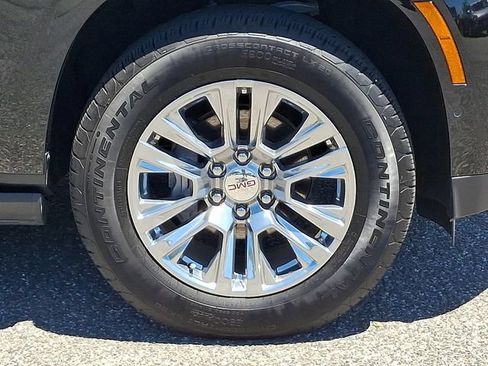Used 2026 GMC Yukon Denali w/ Sun & Power Step Package AWD/4WD image 27