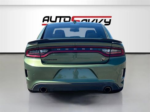 Used 2022 Dodge Charger Scat Pack image 6