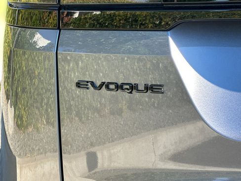 Used 2025 Land Rover Range Rover Evoque S image 22