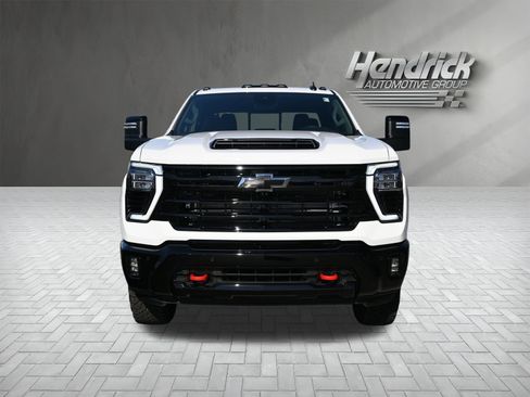 Used 2026 Chevrolet Silverado 2500 LT w/ Trail Boss Package image 5