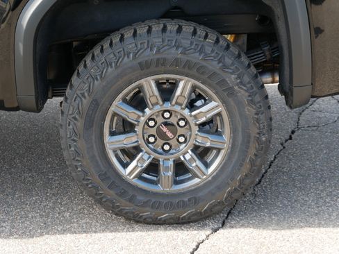 New 2026 GMC Sierra 1500 AT4X AWD/4WD image 3