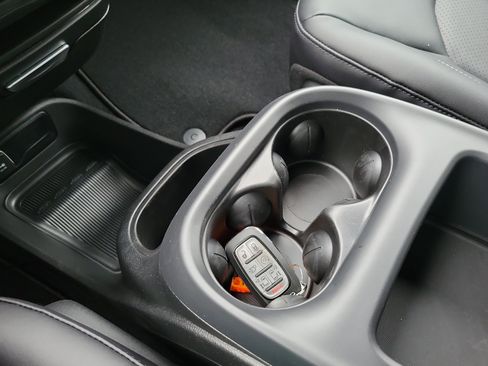 New 2026 Chrysler Pacifica Select image 16