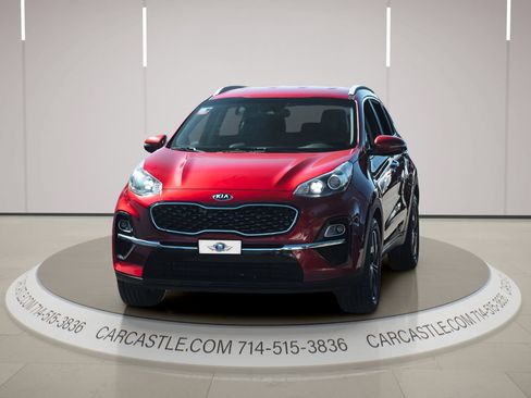 Used 2021 Kia Sportage EX FWD image 2