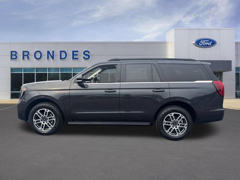 Used 2025 Ford Expedition Active AWD/4WD image 1