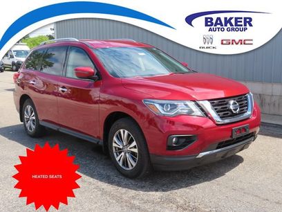 Used 2018 Nissan Pathfinder SV