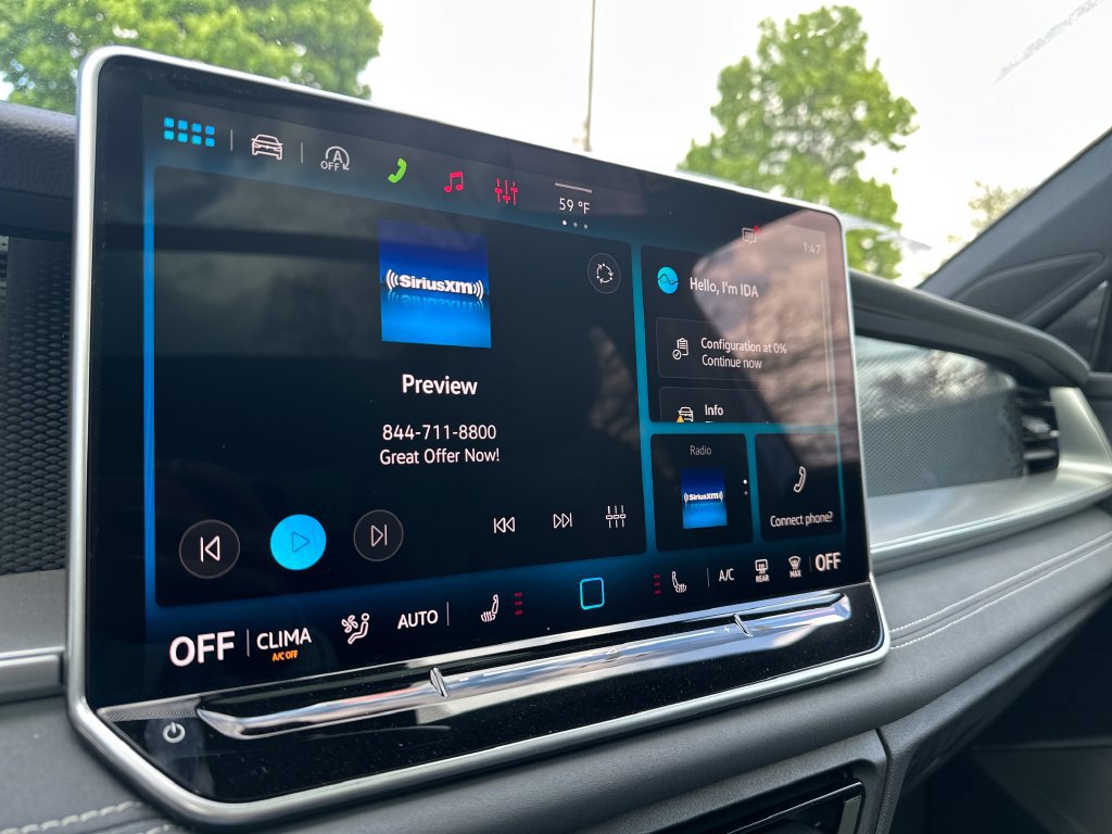 New 2026 Volkswagen Tiguan SE R-Line AWD/4WD image 9