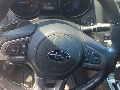 Used 2016 Subaru Legacy 2.5i Limited AWD/4WD image 12