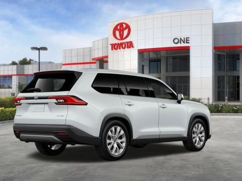 New 2026 Toyota Grand Highlander Limited image 11