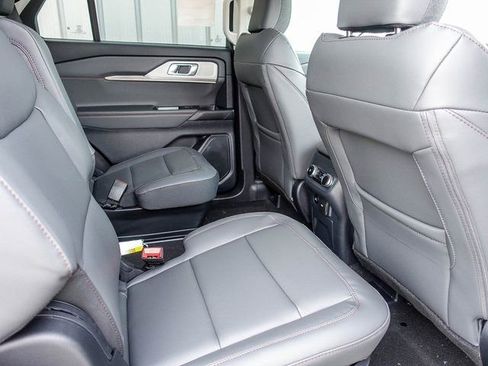 New 2026 Ford Explorer Active w/ Active Comfort Package image 33