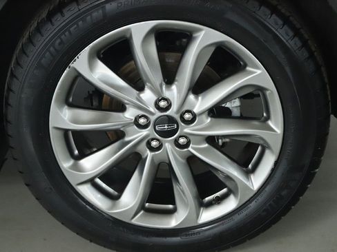 Certified 2022 Lincoln Corsair AWD w/ Premium Package image 40