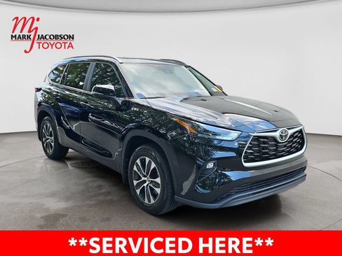 Used 2026 Toyota Highlander XLE AWD/4WD image 5