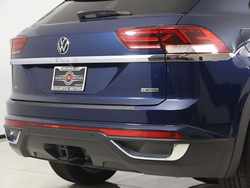 Used 2020 Volkswagen Atlas Cross Sport SE AWD/4WD image 41