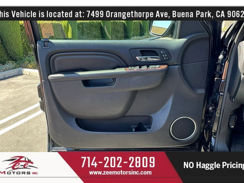 Used 2011 GMC Yukon XL Denali AWD/4WD image 57