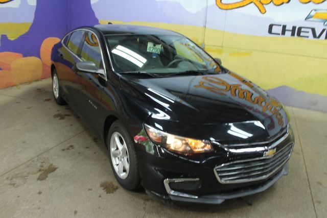 Used 2016 Chevrolet Malibu LS FWD image 2