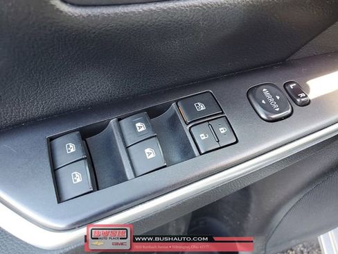 Used 2016 Toyota Camry SE image 20