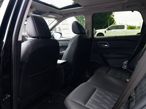 New 2026 Nissan Rogue Platinum w/ Platinum Premium Package image 23