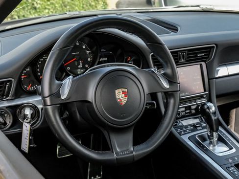 Used 2013 Porsche 911 Carrera RWD image 15
