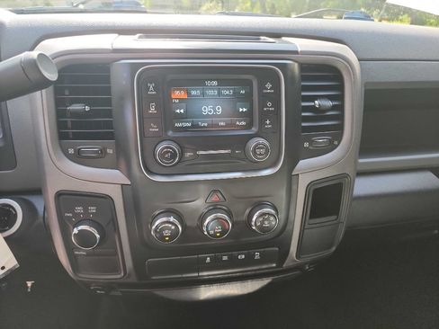 Used 2017 RAM 2500 Tradesman w/ Chrome Appearance Group AWD/4WD image 23