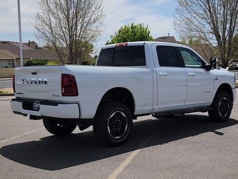 Used 2025 RAM 2500 Laramie AWD/4WD image 16