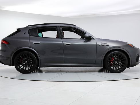 Certified 2023 Maserati Grecale Modena AWD/4WD image 6