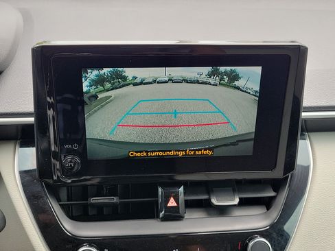 Used 2024 Toyota Corolla Cross L FWD image 29