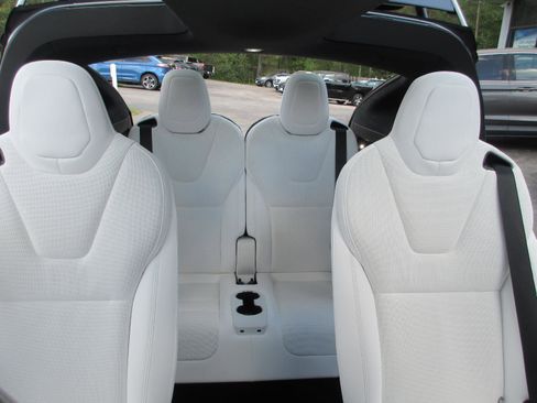 Used 2022 Tesla Model X AWD/4WD image 21