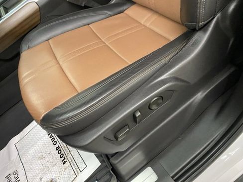 Used 2024 Chevrolet Silverado 1500 High Country w/ Technology Package image 14