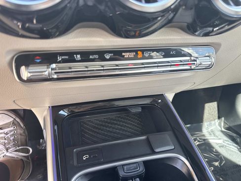 Certified 2023 Mercedes-Benz GLB 250 GLB 250 image 23